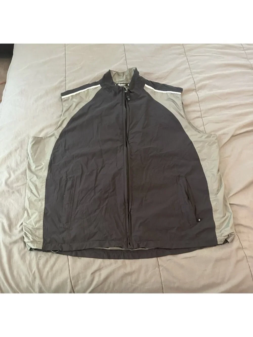 Sunice Typhoon Gold‎ Wind Vest Mens XXXL Black Gray Lightweight Windbreaker Zip